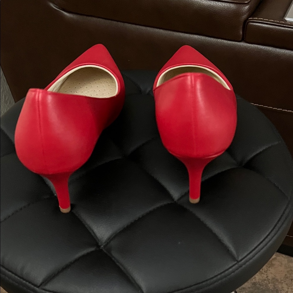 Life Stride Women's Bold Red Heels - Picture 3 of 6